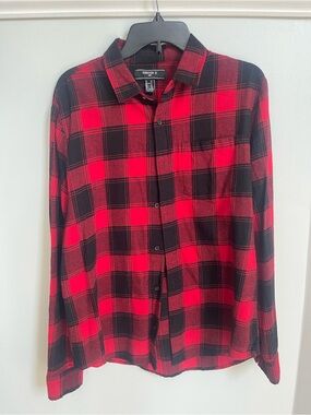 Forever 21 Red and Black Plaid Casual Button-Down Shirt